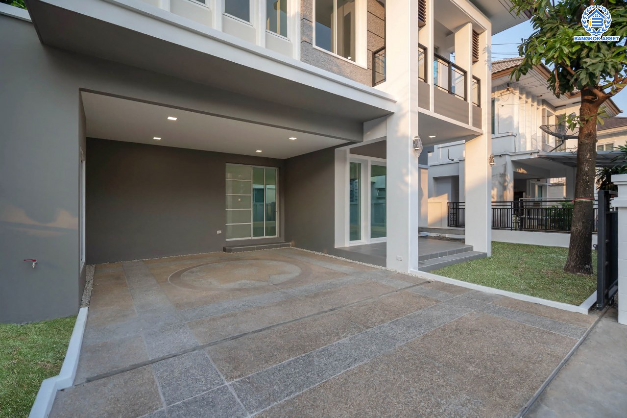 บ้านมือสองตกแต่งใหม่ โครงการ บางกอกบูเลอวาร์ด ราชพฤกษ์-พระราม5 เนื้อที่ 56 ตร.ว. บนสังคมคุณภาพ SC Asset* ฟังก์ชันพร้อม 3 ห้องนอน 3 ห้องน้ำ จอดรถได้ 2 คัน บนทำเลติดถนนราชพฤกษ์ ใกล้วงเวียนพระรามห้า, ทางด่วนศรีรัช และเพียง 10 ถึงรถไฟฟ้า "สถานีบางรักใหญ่"